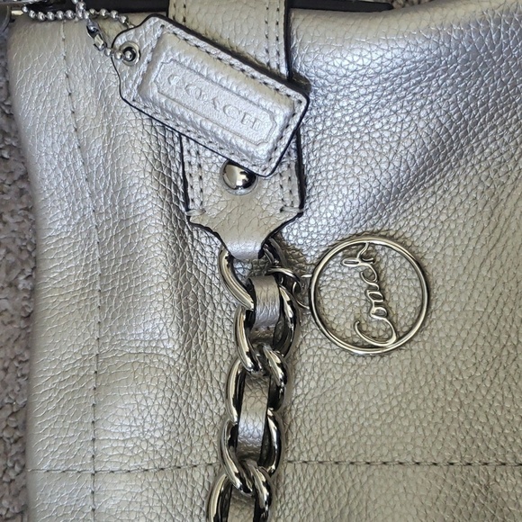 Coach Chain Duffle Pebbled Leather Crossbody Shoulder Bag Purse Metallic - Picture 3 of 9
